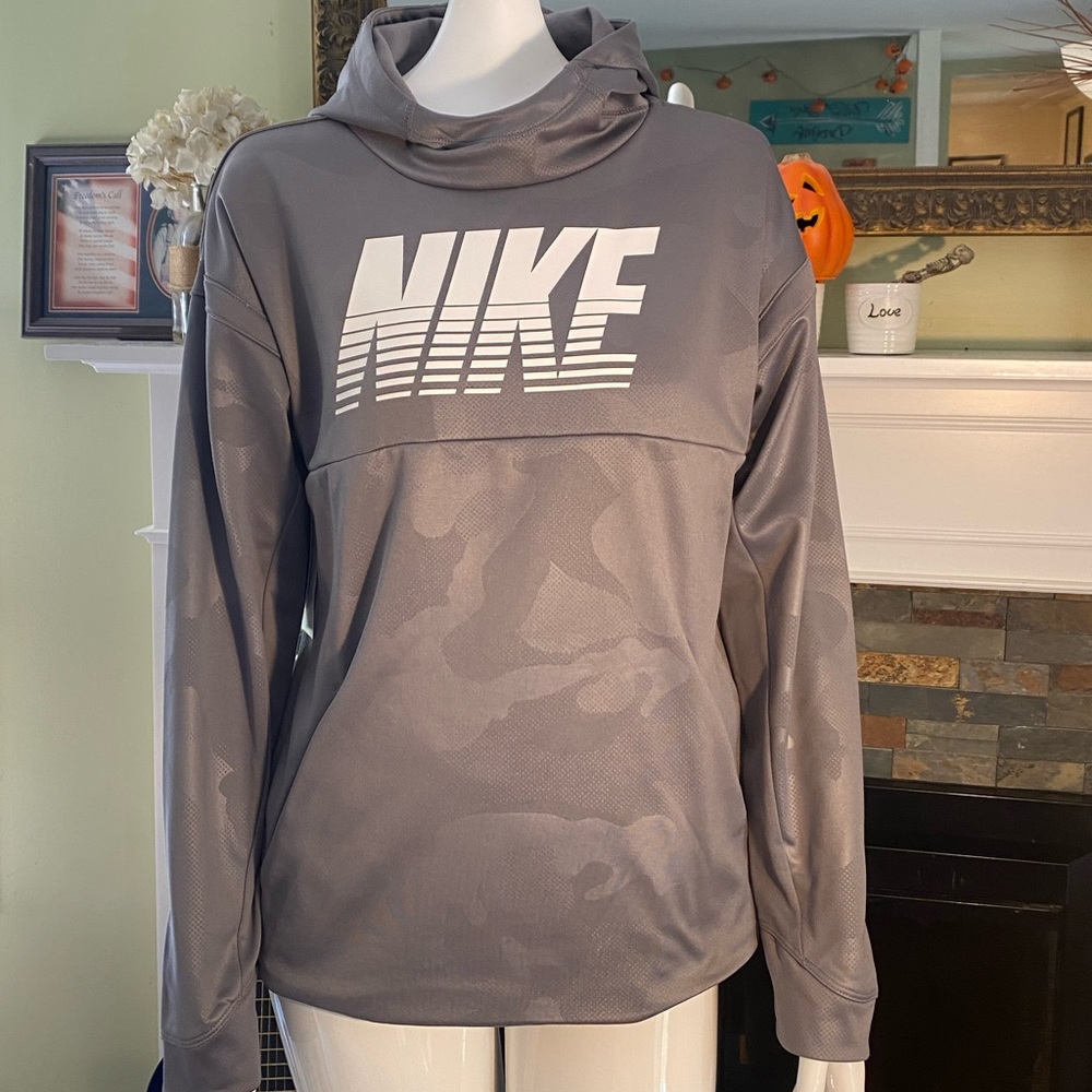 BOYS SWEATSHIRT